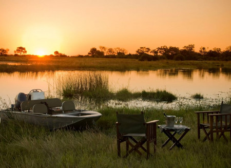 Botswana Footprints - Delta Boat