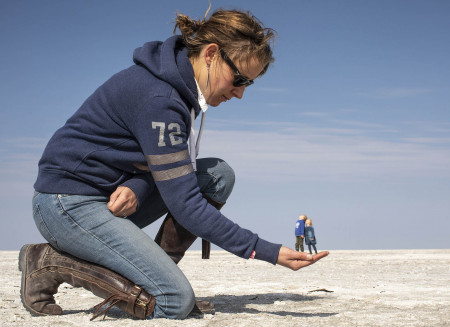 Botswana Footprints - Family fun on the salt pans